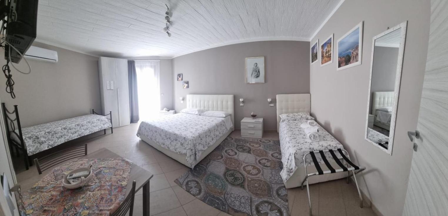Bed and Breakfast La Regina Di Saba Piazza Armerina Exterior foto