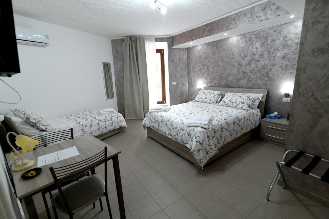 Bed and Breakfast La Regina Di Saba Piazza Armerina Exterior foto